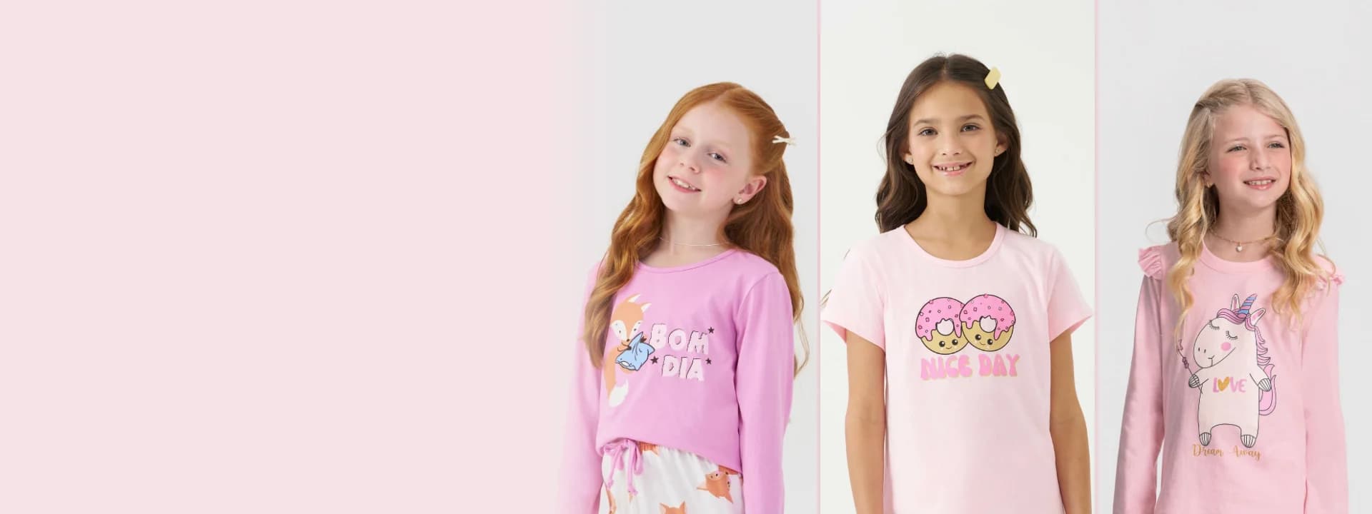 Três meninas sorrindo vestindo pijamas infantis da Olá Pijamas